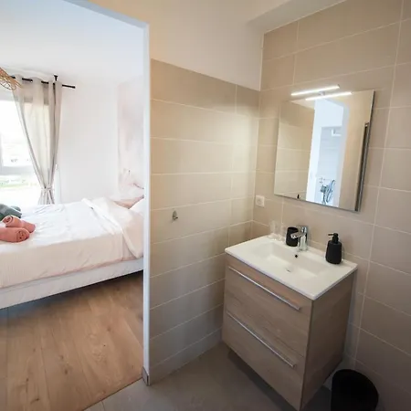 La Bulle Doree Luxury Private Jacuzzi House 4 Coeur Du Centre Touristique *