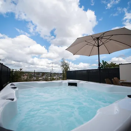 La Bulle Doree Luxury Private Jacuzzi House 4 Coeur Du Centre Touristique וילה