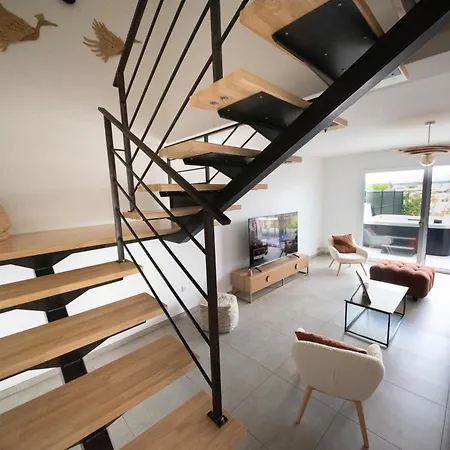 La Bulle Doree Luxury Private Jacuzzi House 4 Bedroom Tourist Center *