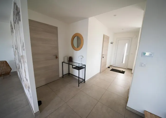 别墅 La Bulle Doree Luxury Private Jacuzzi House 4 Bedroom Tourist Center *